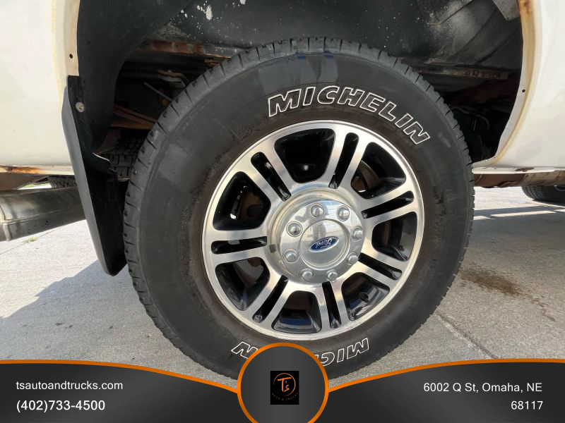 2015 Ford F-350 photo 9