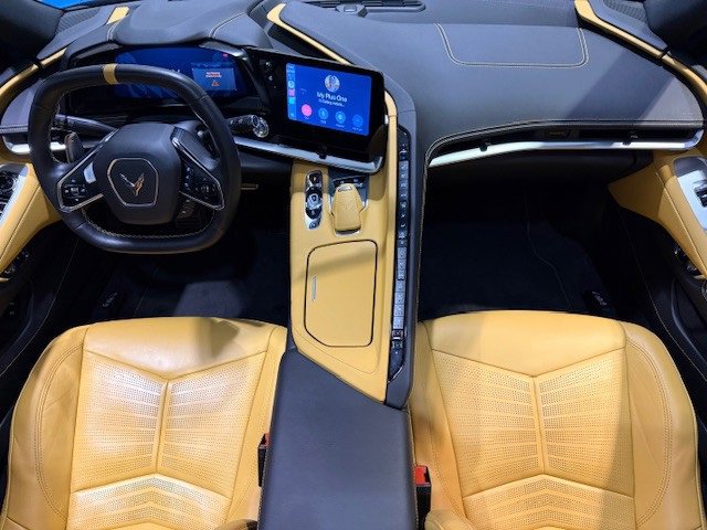 2022 Chevrolet Corvette Stingray 2LT photo 16