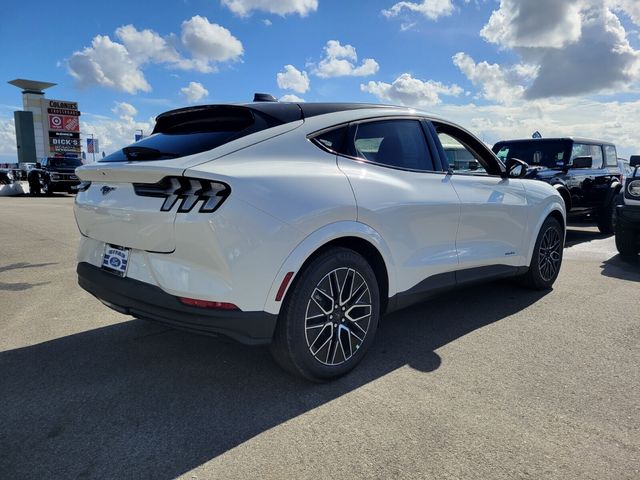 2025 Ford Mustang Mach-E Premium photo 4