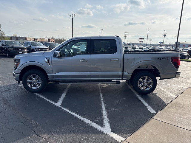 2025 Ford F-150 XLT photo 3