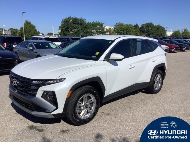 2025 Hyundai Tucson SE's photo
