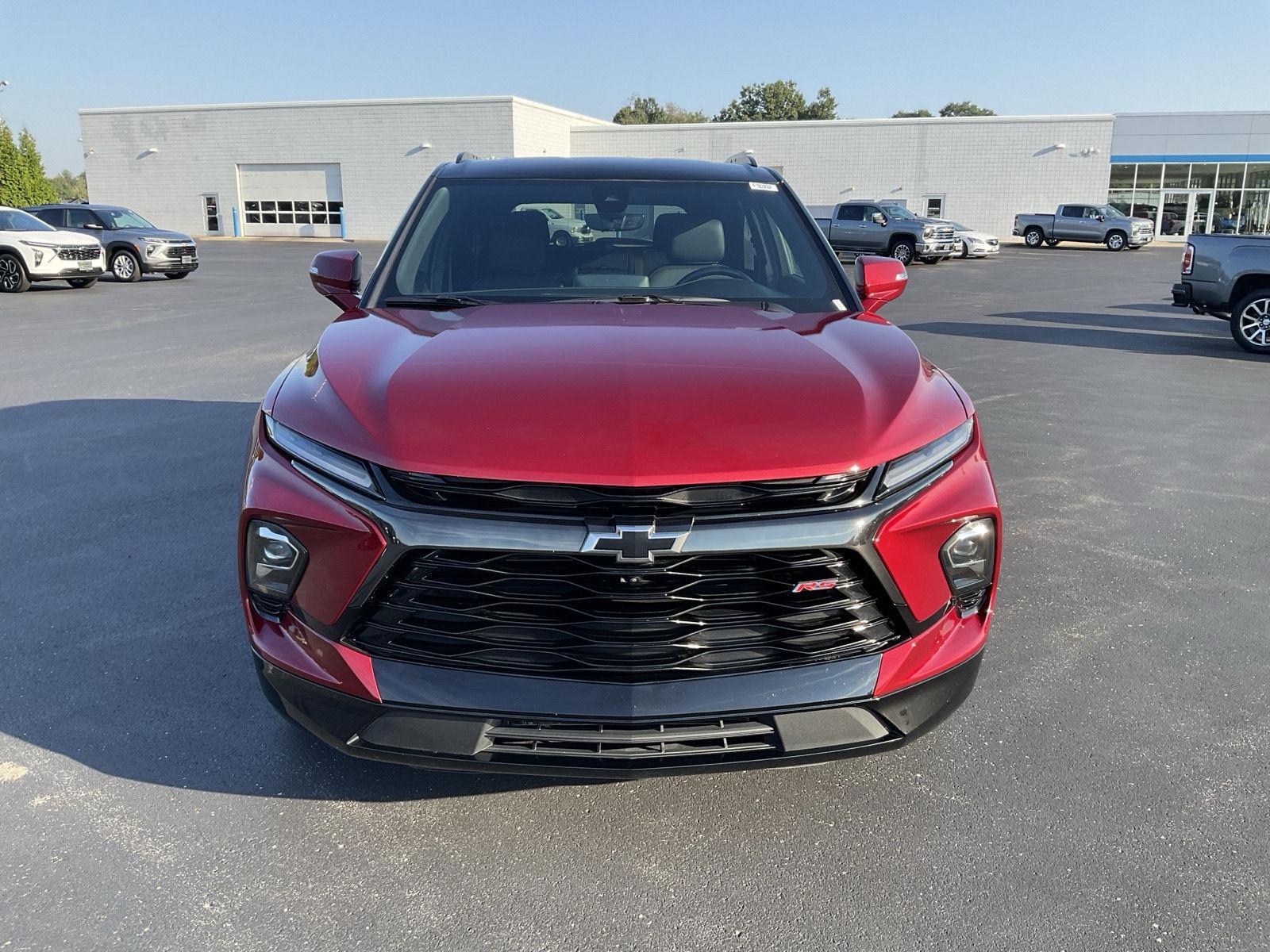 2023 Chevrolet Blazer RS photo 2