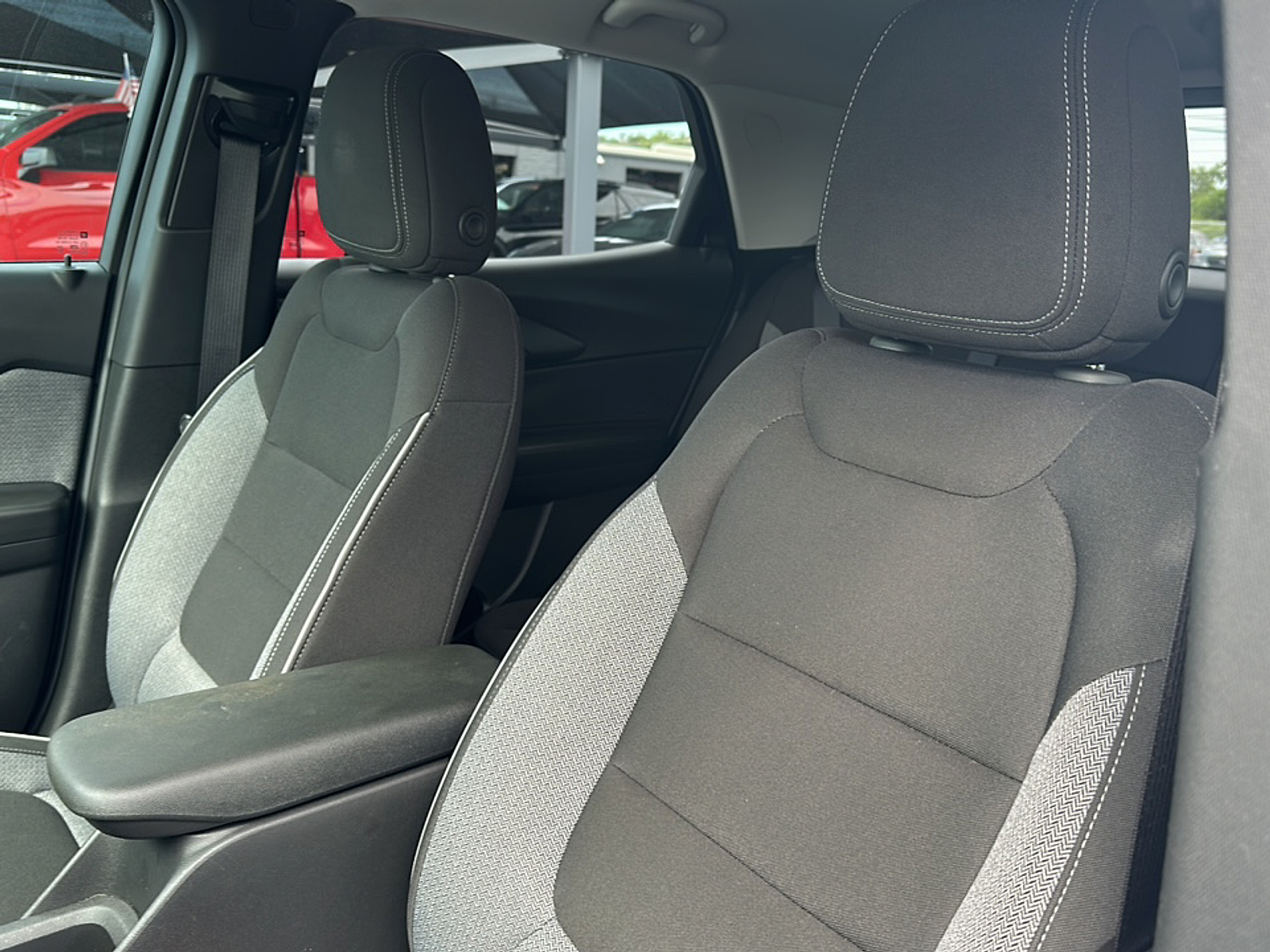 2024 Chevrolet Trailblazer LT photo 8