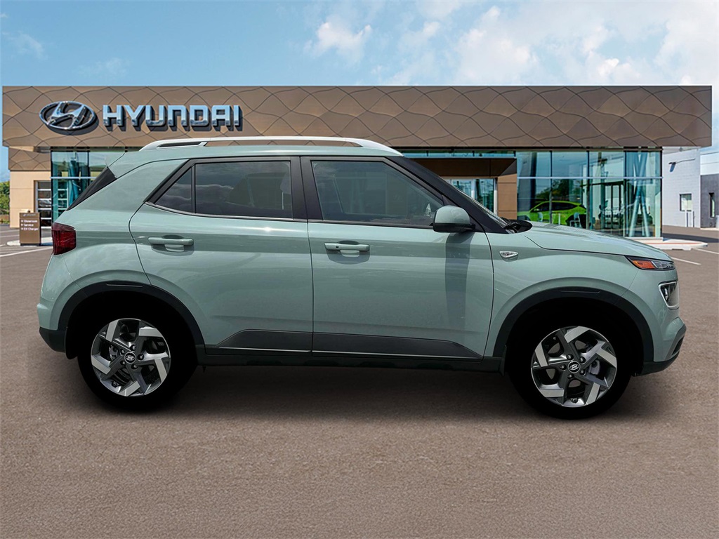 2025 Hyundai Venue Limited photo 9