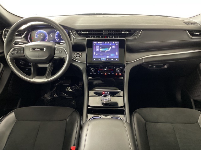 2023 Jeep Grand Cherokee Laredo Altitude photo 38