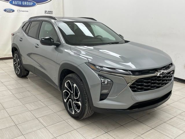 2026 Chevrolet Trax RS's photo