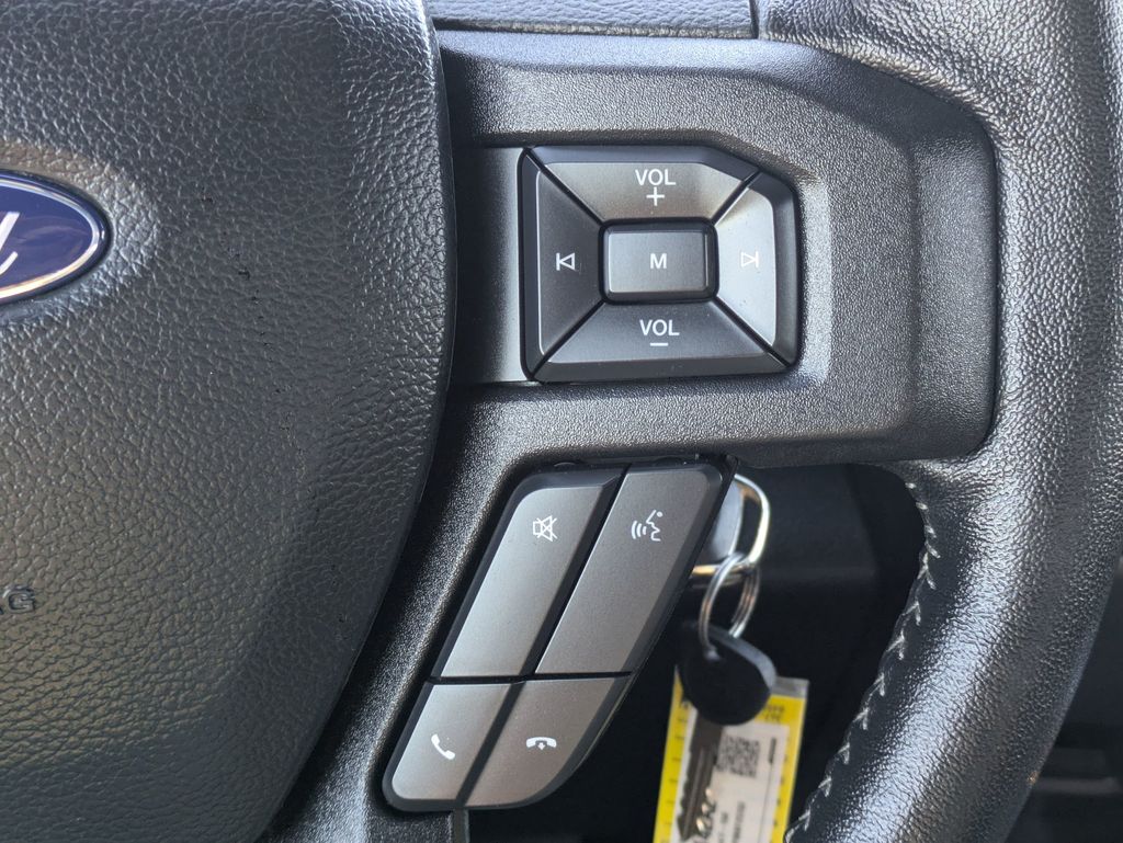 2019 Ford F-150 XLT photo 17