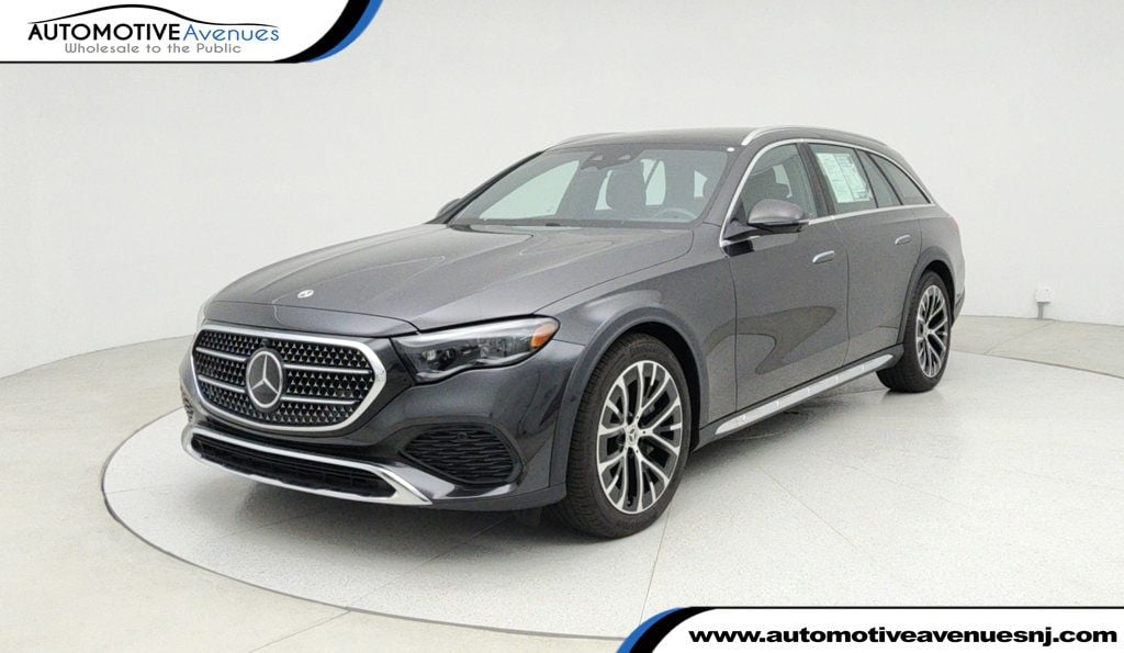 2024 Mercedes-Benz E-Class E450 All-Terrain's photo