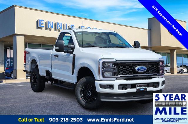 2026 Ford F-350 Super Duty XL's photo