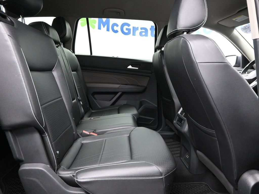 2023 Volkswagen Atlas V6 SE Technology photo 6