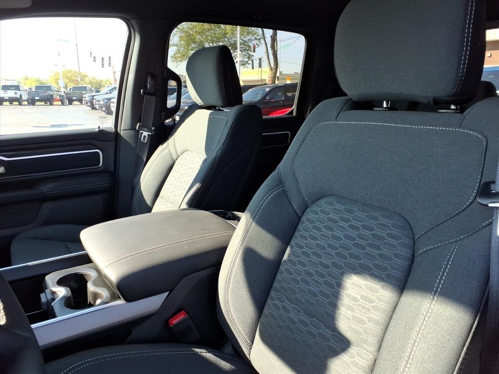 2025 Ram 1500 Big Horn Lone Star photo 9