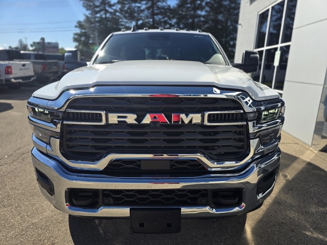 2026 Ram 2500 Tradesman photo 2