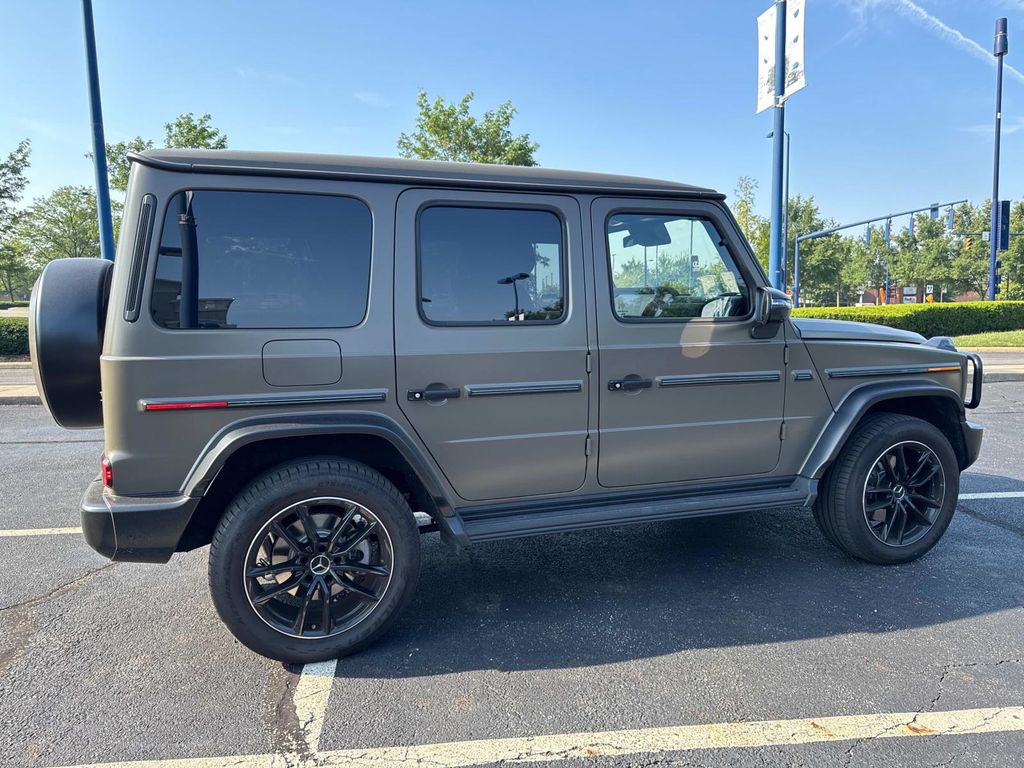 2025 Mercedes Benz G 550 photo 5