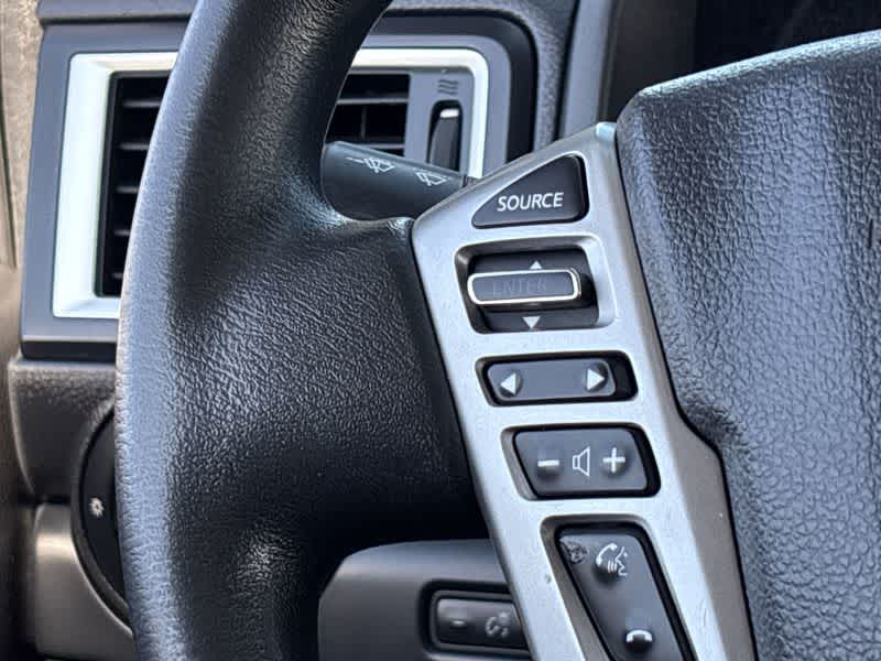 2017 Nissan Titan S photo 23