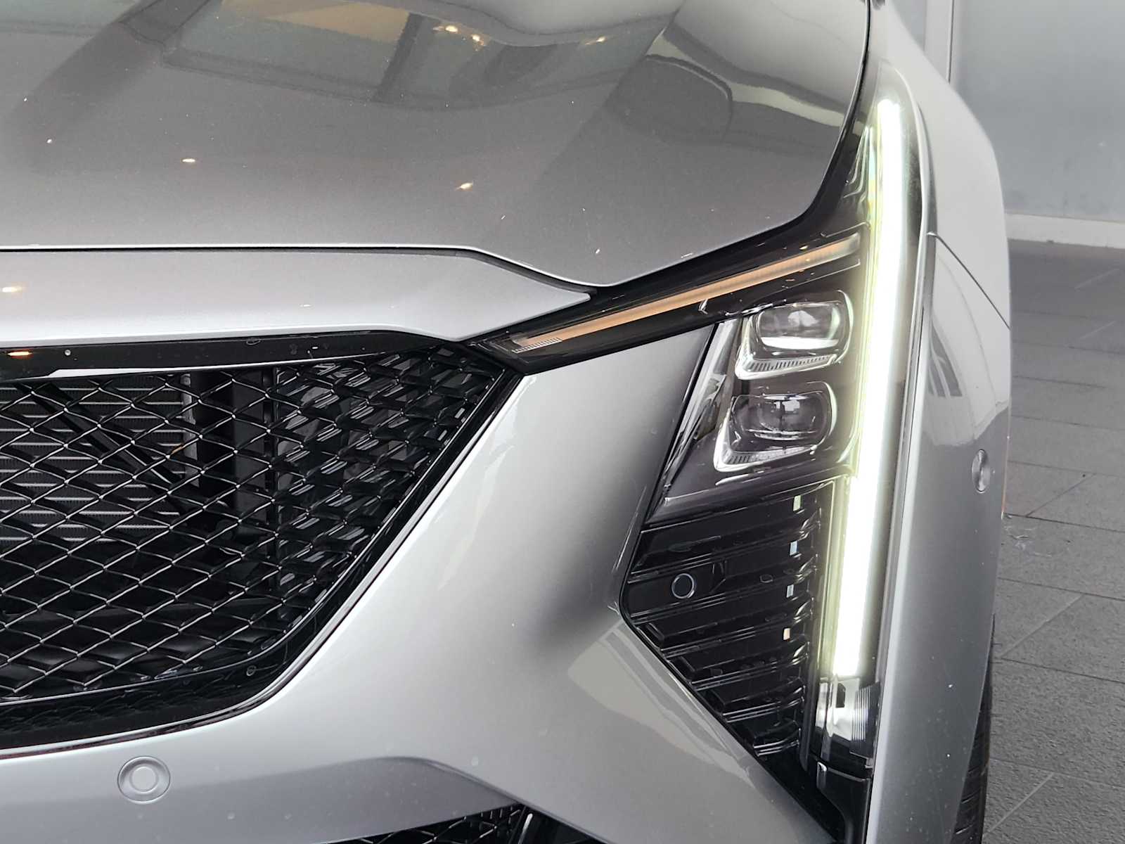 2026 Cadillac CT4 V photo 6