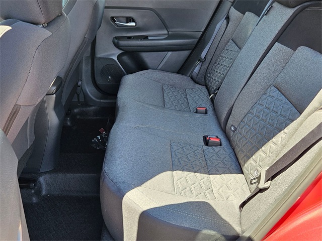 2025 Nissan Kicks SV photo 4