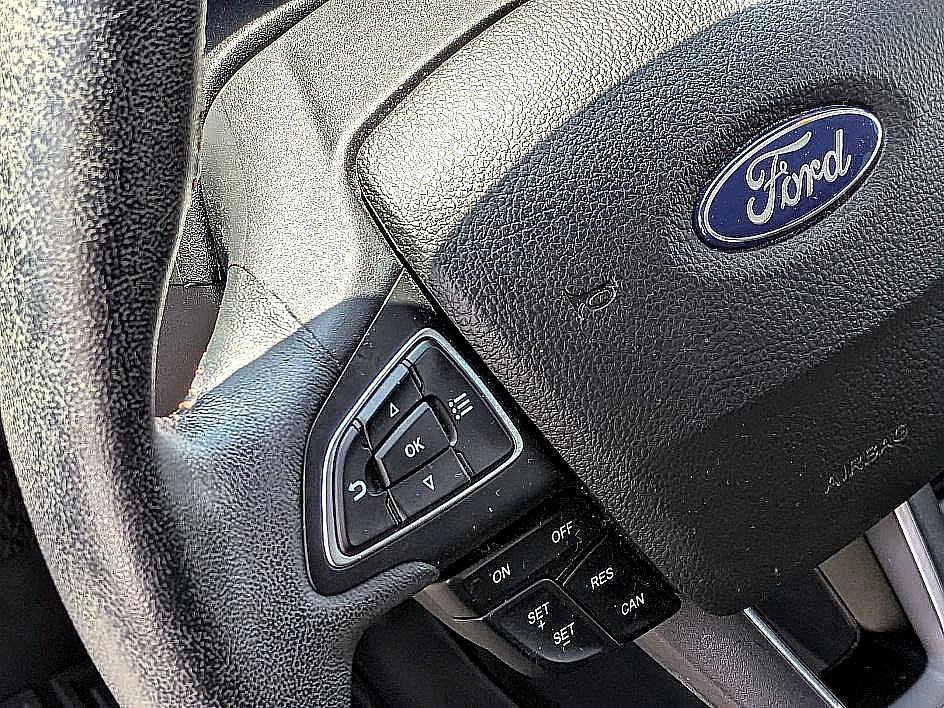 2022 Ford EcoSport SE photo 16