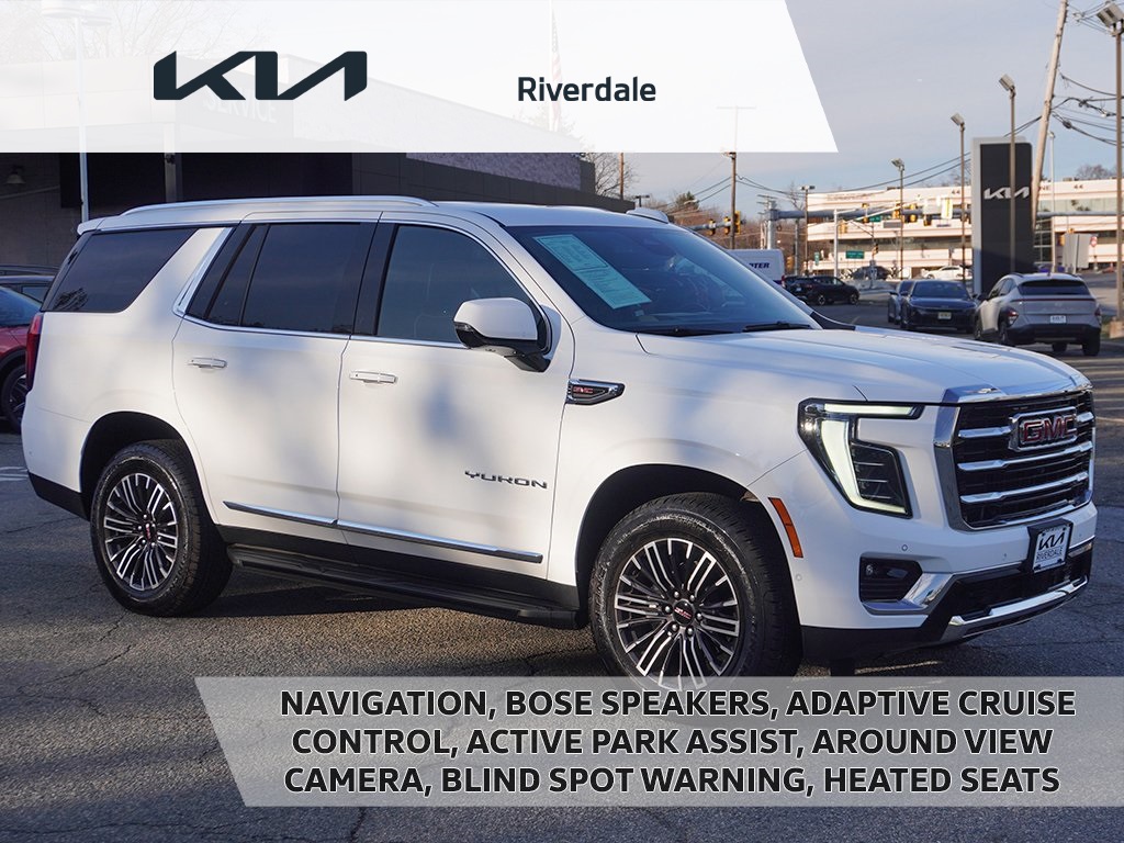 2025 GMC Yukon Elevation's photo