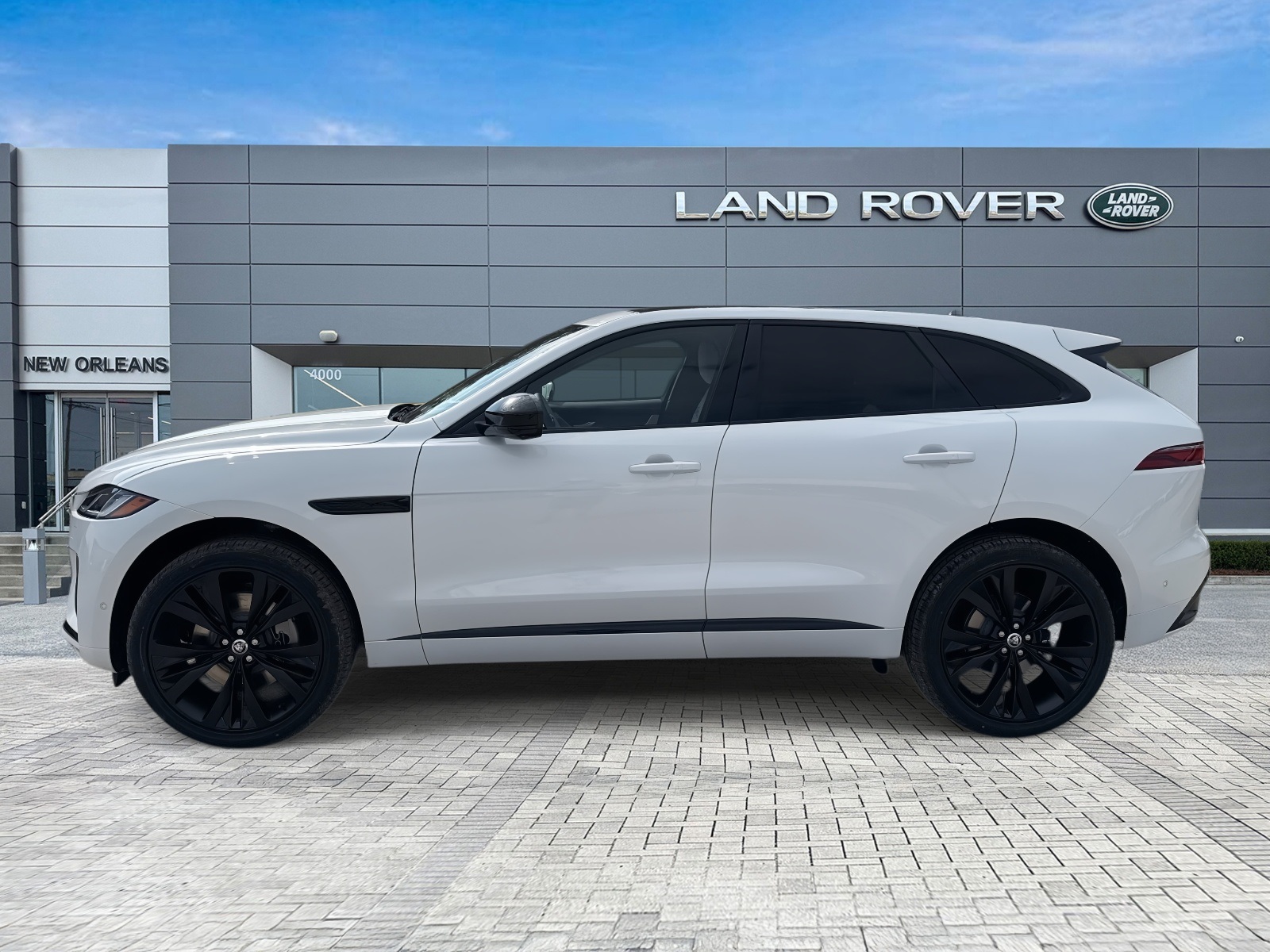 2026 Jaguar F-PACE P250 R-Dynamic S photo 2