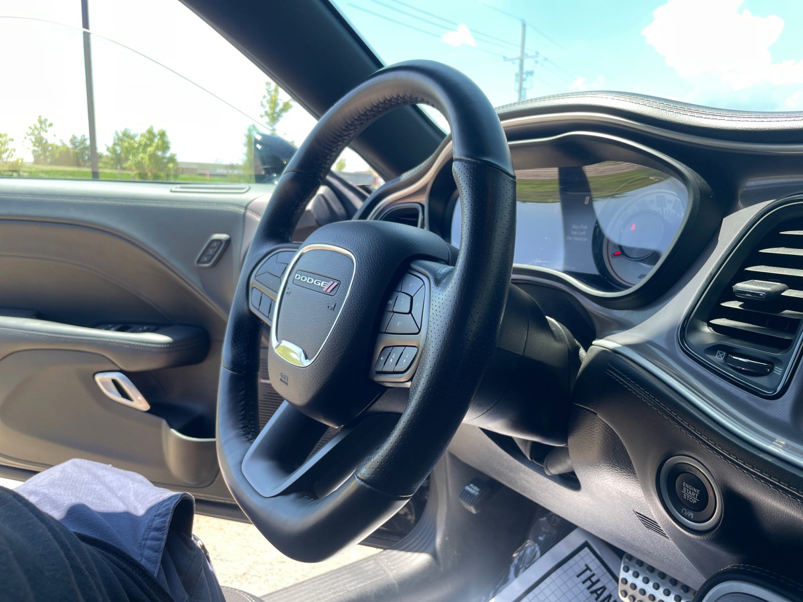 2022 Dodge Challenger R/T Shaker photo 25