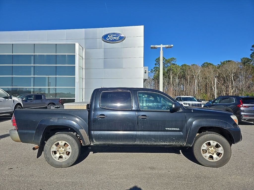 2015 Toyota Tacoma PreRunner's photo