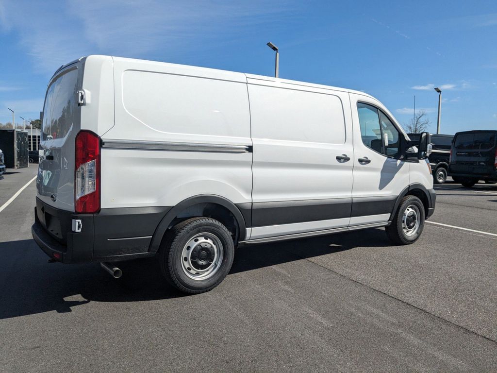 2025 Ford Transit photo 3