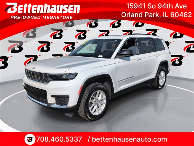 Certified Used 2024 White Jeep Laredo image 1