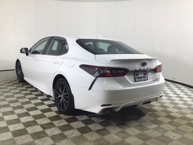 2024 Toyota Camry Hybrid SE photo 5