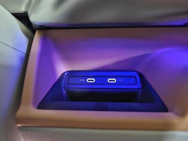 2025 Volkswagen ID. Buzz photo 45