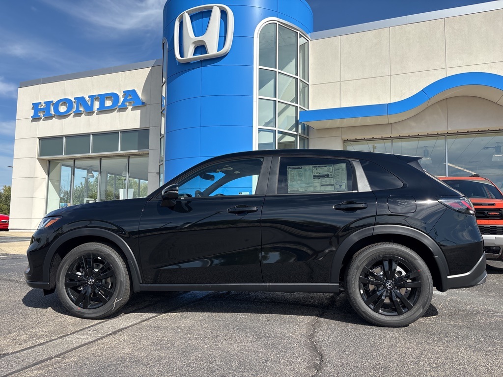 2026 Honda HR-V Sport photo 2
