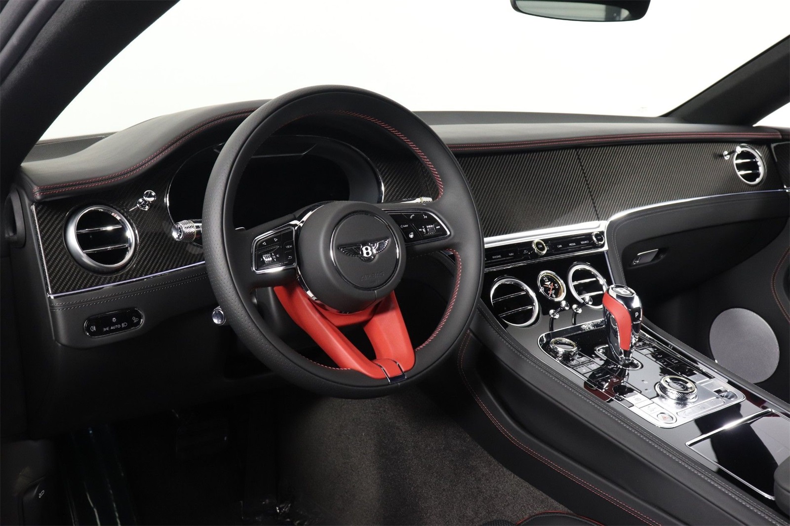 2024 Bentley Continental V8 photo 4