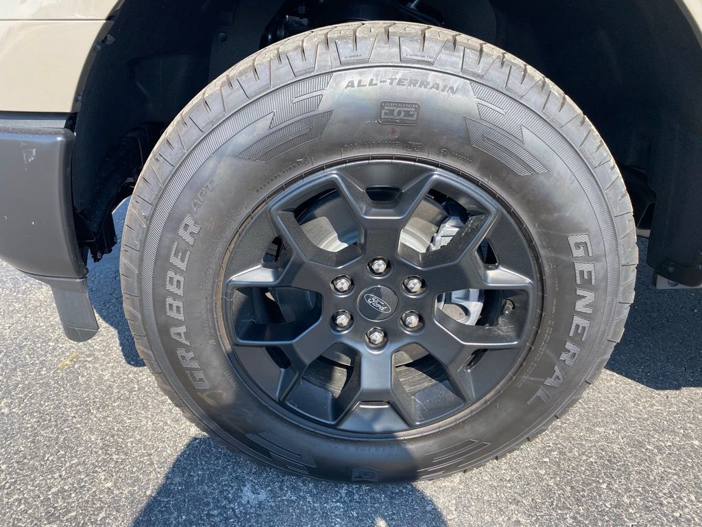 2025 Ford F-150 STX photo 32