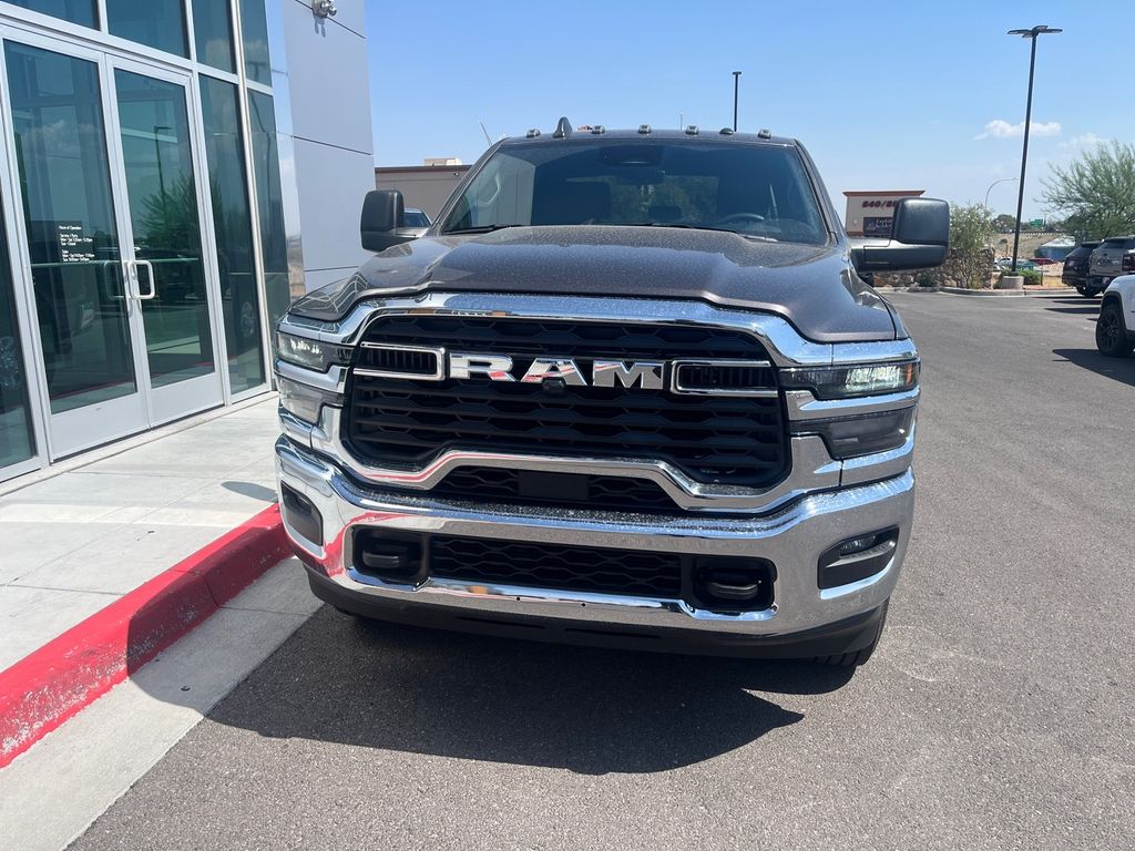 2025 Ram 2500 Tradesman photo 2