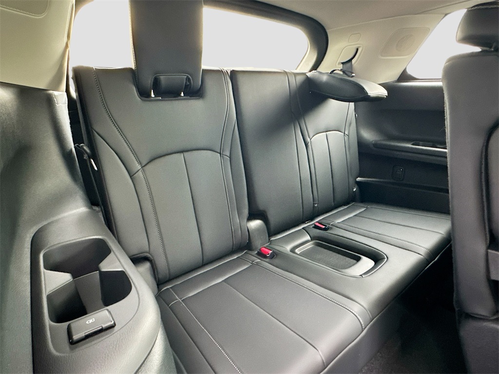 2026 Infiniti QX60 Luxe photo 30