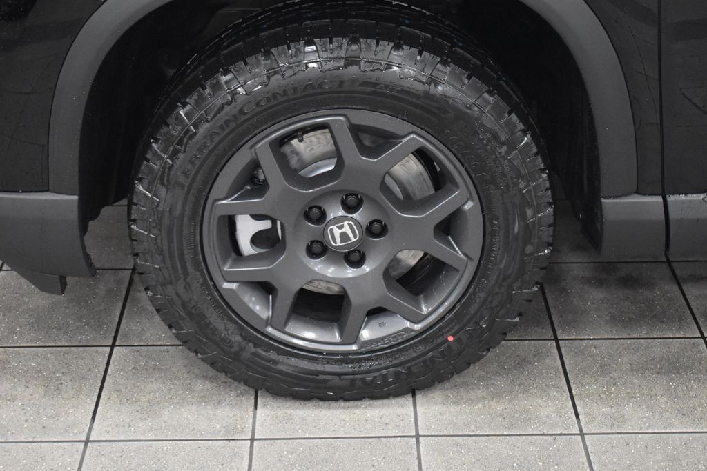 2025 Honda Pilot TrailSport photo 7