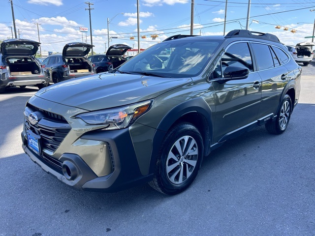 2025 Subaru Outback Premium photo 3