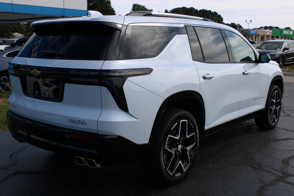2026 Chevrolet Traverse High Country photo 4