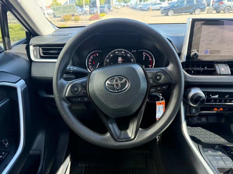 2025 Toyota RAV4 LE photo 14