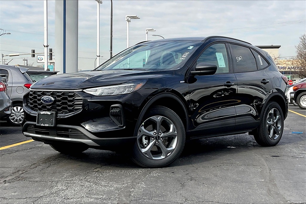 2025 Ford Escape ST-Line photo 2