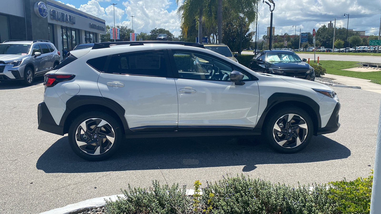 2025 Subaru Crosstrek Limited photo 25
