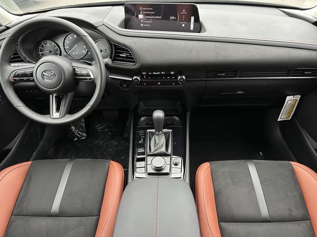 2025 Mazda CX-30 2.5 Turbo Carbon photo 6