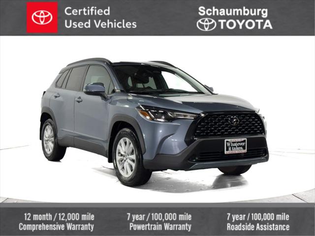 2023 Toyota Corolla Cross LE's photo