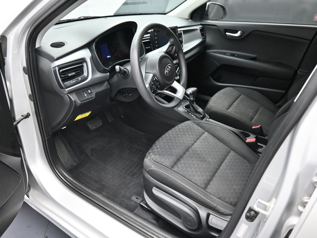 2020 Kia Rio LX photo 10