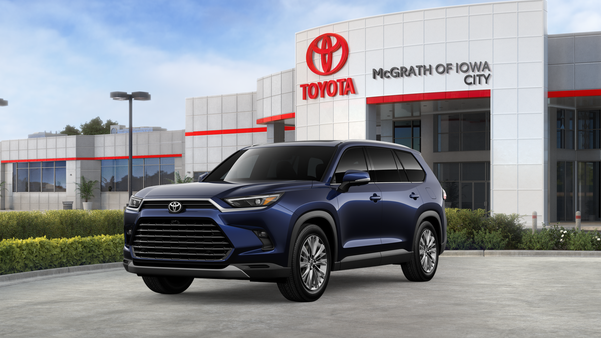 2026 Toyota Grand Highlander Platinum's photo
