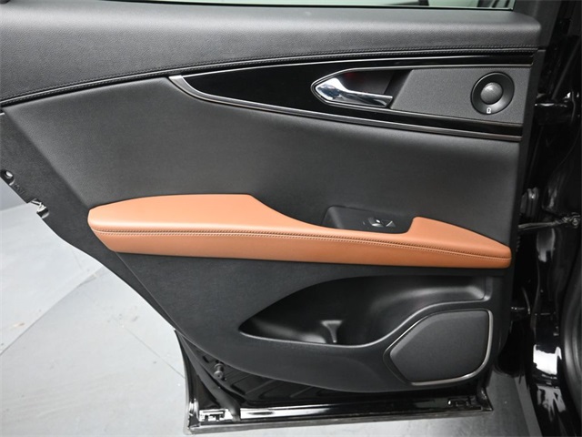 2023 LINCOLN NAUTILUS - Image 24