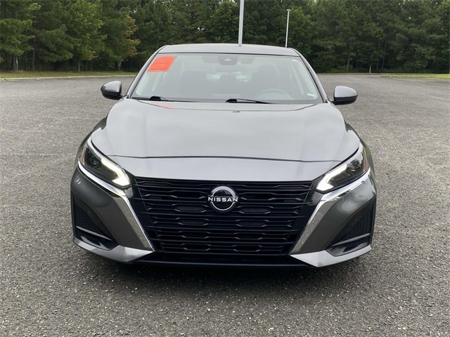 2023 Nissan Altima 2.5 SV photo 7