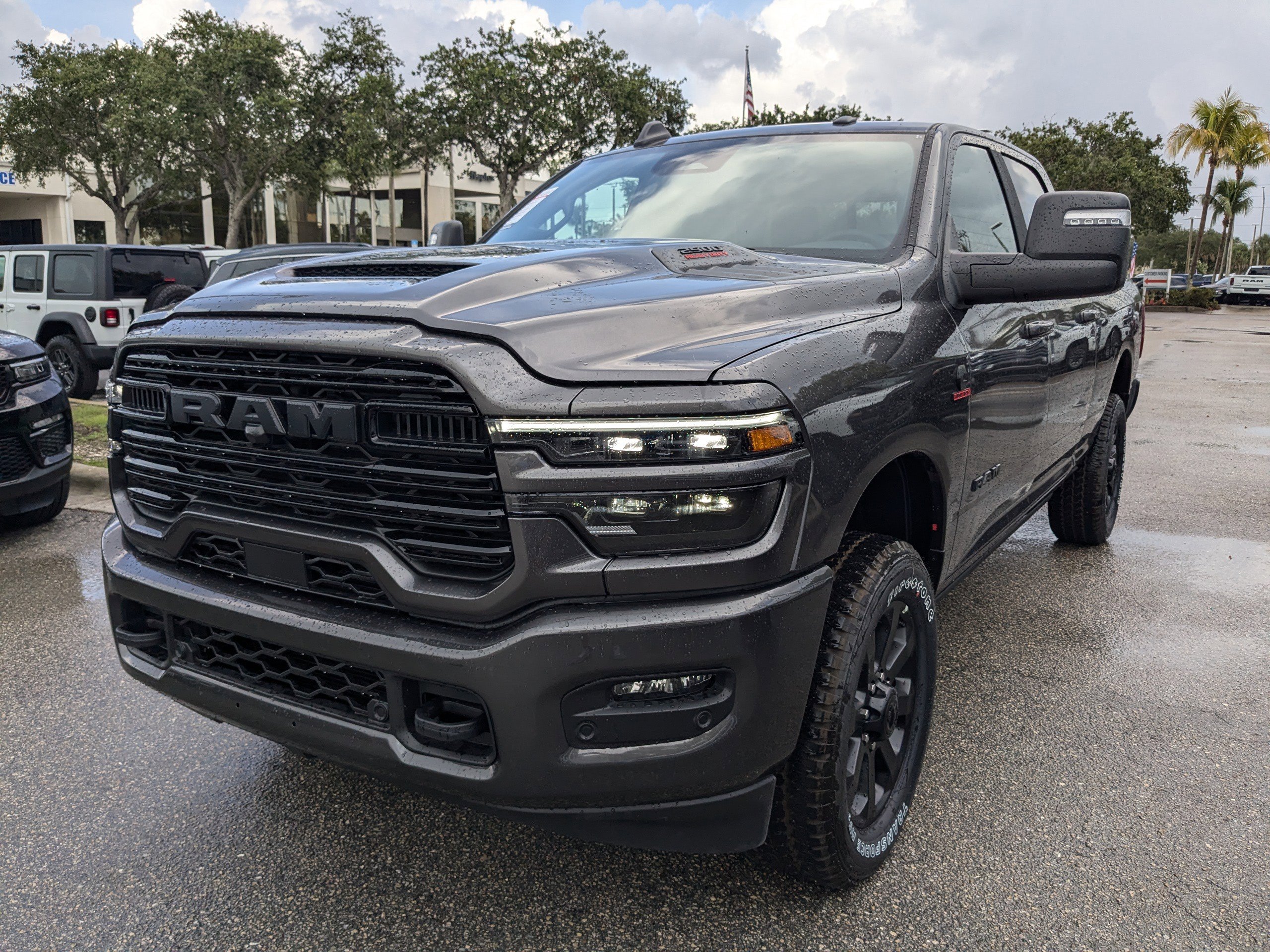2025 Ram 2500 Laramie photo 7