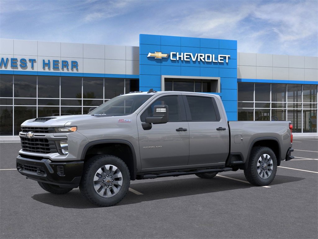 2026 Chevrolet Silverado 2500HD Custom photo 2