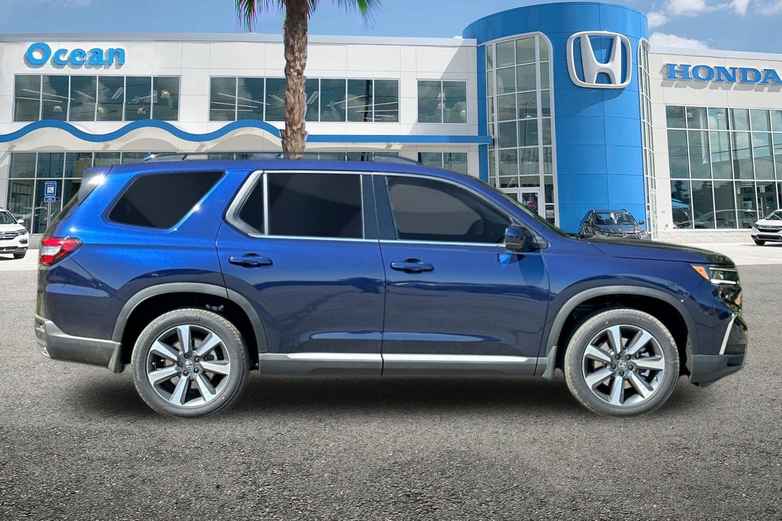 2025 Honda Pilot Elite photo 3