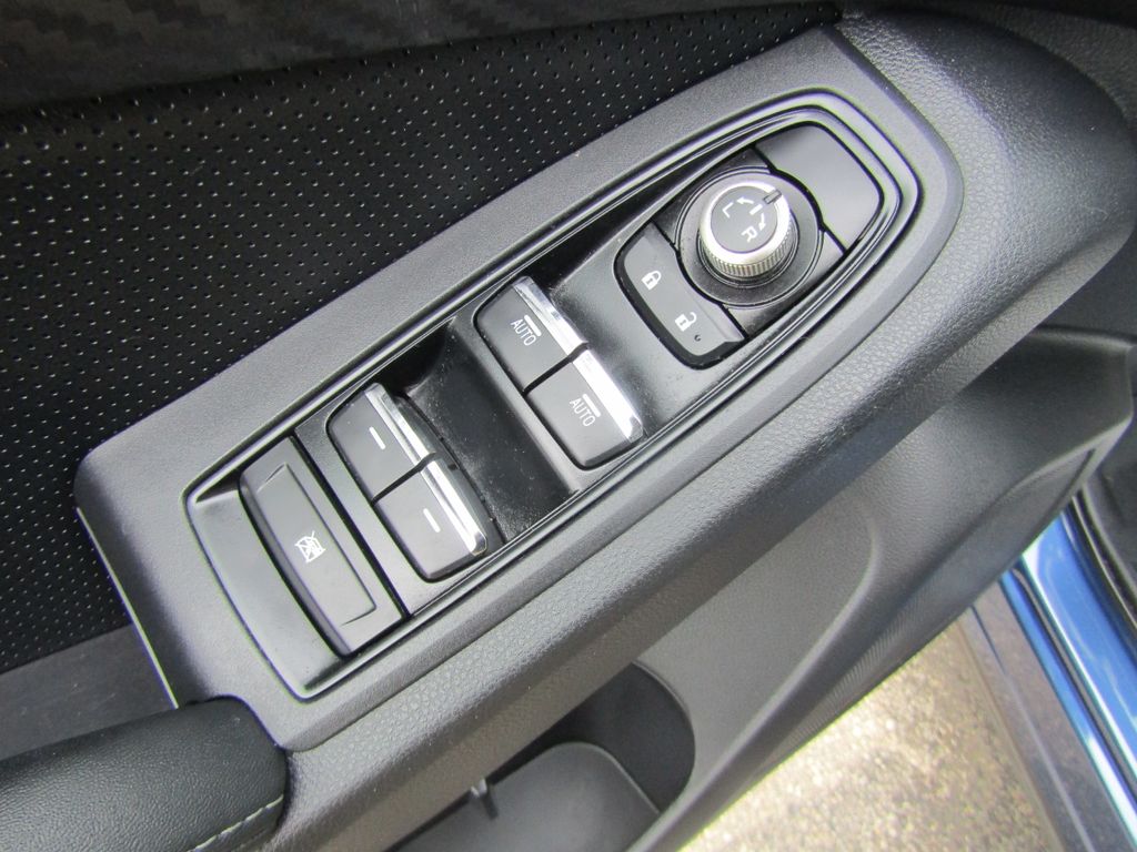 2022 Subaru Ascent Onyx Edition photo 14